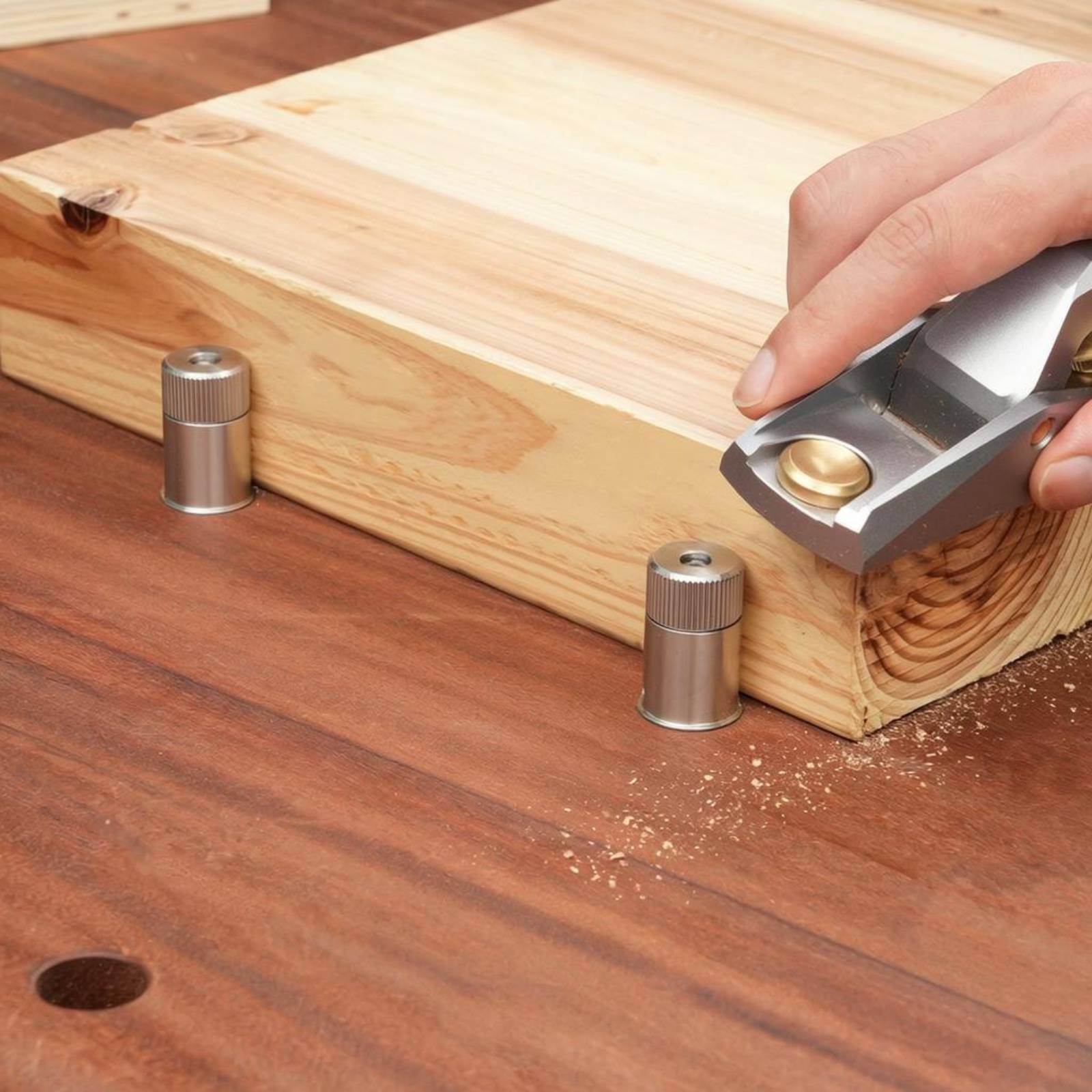 Self-Locking Table Dog Knurled - Woodworking Table บทวิจารณ์และราคา